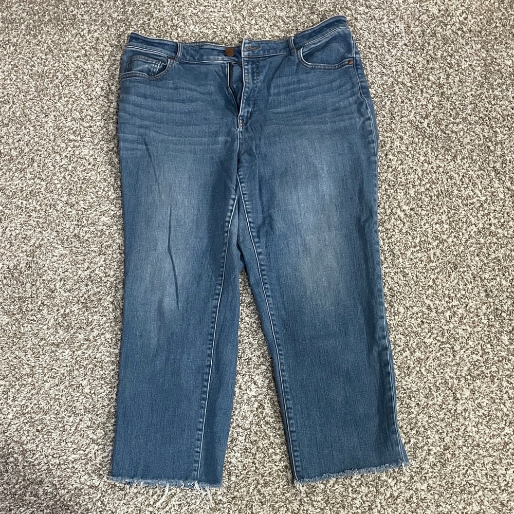 LOFT Outlet Curvy High Rise Boyfriend Jeans - Size 10